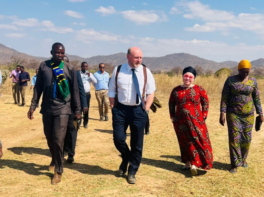 Hon. Liam Byrne, Chairman of the Parliamentary Network, during the field visit on Friday September 23, 2022, in Ikomboliga village, Tanzania